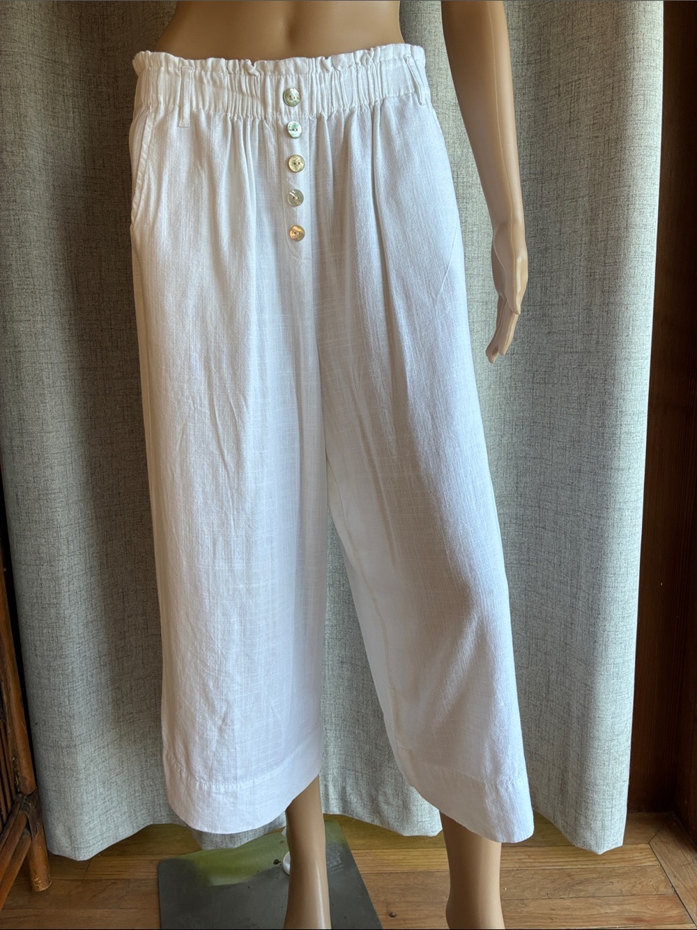 White Elastic Waist Cropped Linen-Blend Pants